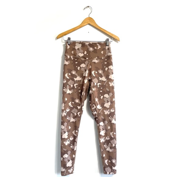 Balance Athletica Pants - Balance Athletica Ascend Pant Desert Ridge Camo Print Leggings high rise